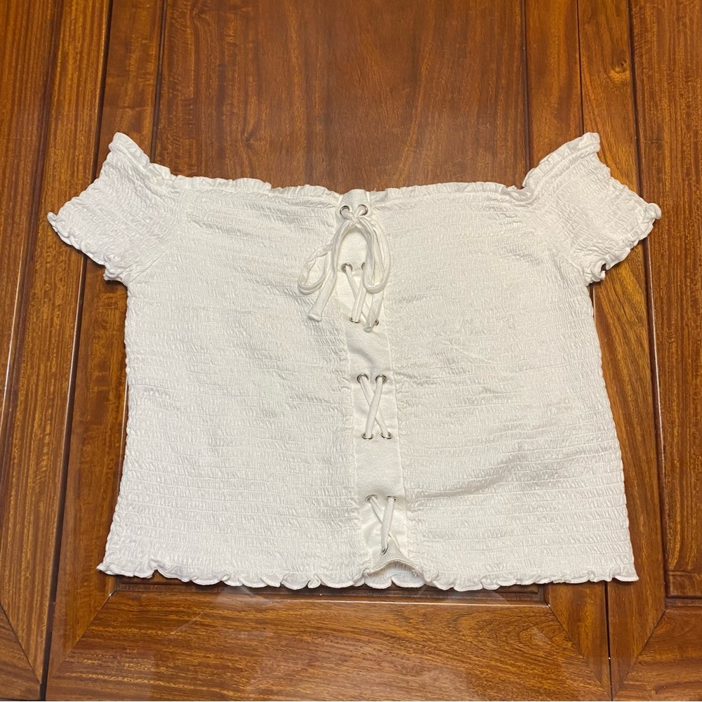 NWOT Forever 21 White Lace-Up Blouse - Off Shoulder - XXL
